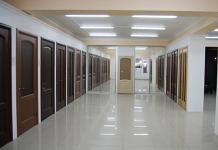 Business selling entrance and interior doors